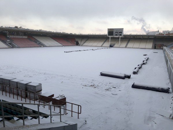 В Челябинске увольняется директор стадиона «Центральный», реконструкция которого провалена подрядчиком