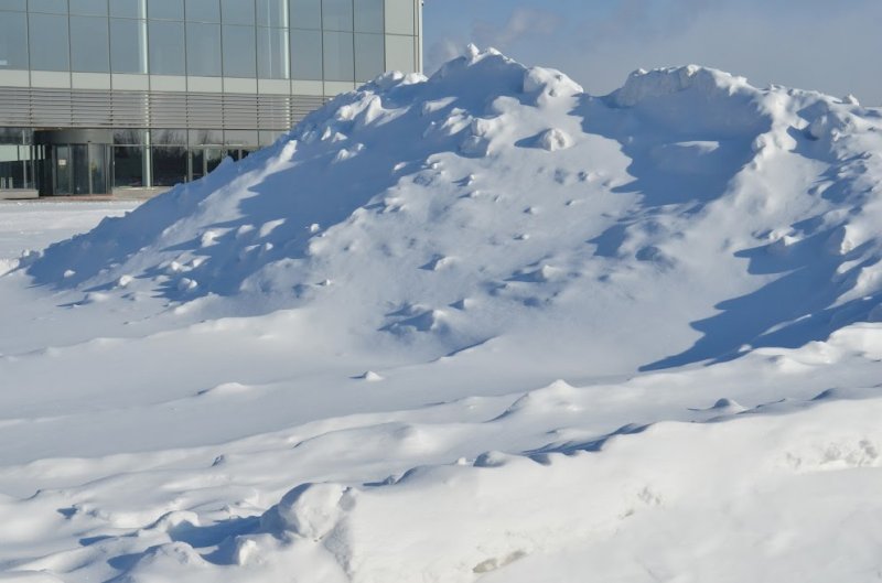 Власти Перми направят на ускоренный вывоз снега 10 миллионов