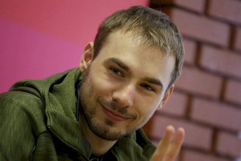 Антон Шипулин выиграл праймериз единороссов с рекордным результатом