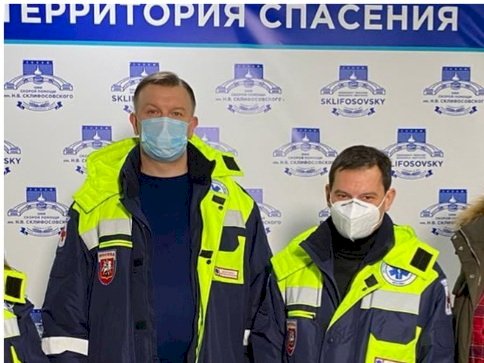 «Поделились опытом»: бригада московских врачей вернулась из Свердловской области