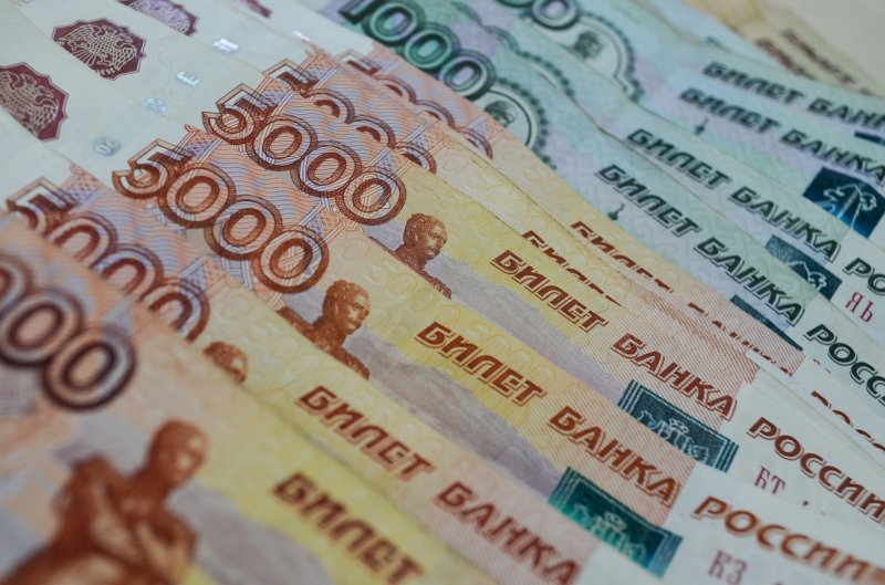 Российским врачам увеличили зарплату на 18 млрд рублей