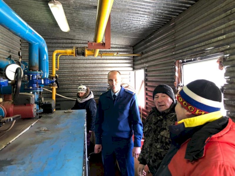  Из-за аварии жители свердловского поселка замерзают без отопления в сильные морозы