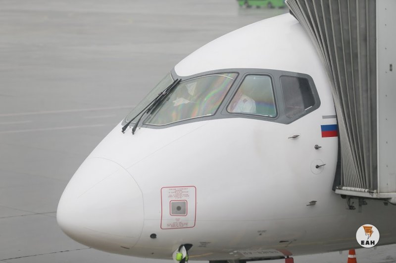 В Екатеринбурге на сутки задержан рейс в ХМАО
