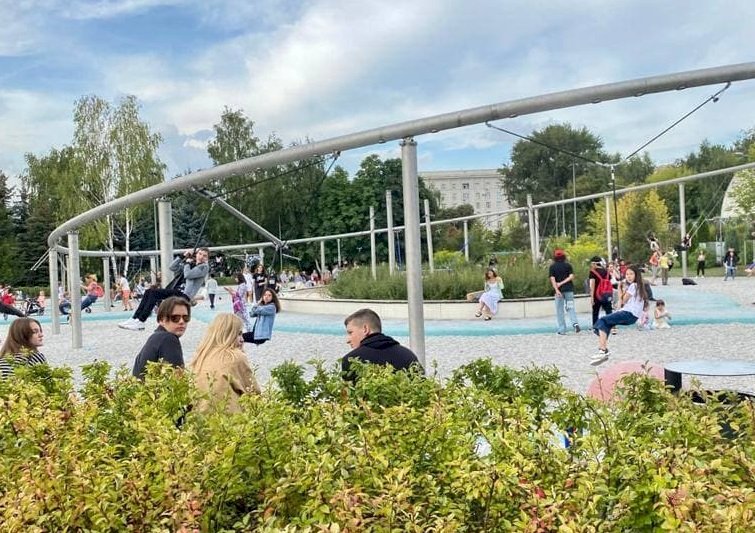 В Челябинске построят парк качелей