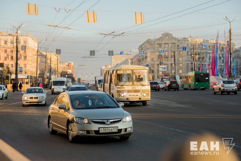 В Челябинске продолжает дорожать проезд на маршрутках 