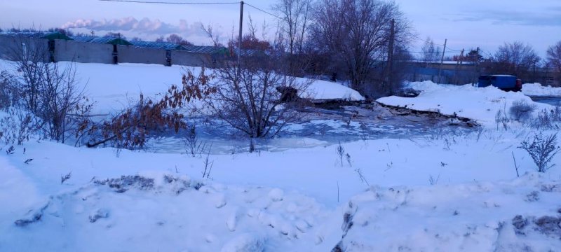 В поселке Оренбургской области больше двух тысяч человек остались без холодной воды