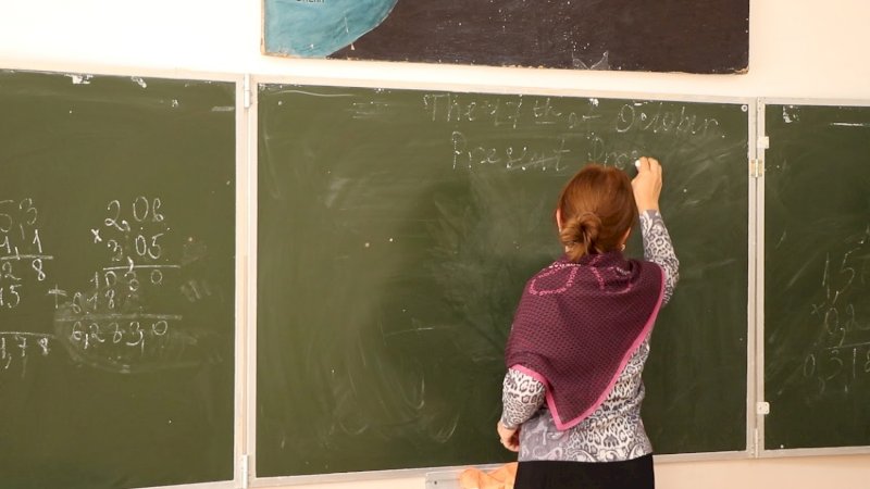 В Оренбурге 10 школ отправили на дистант