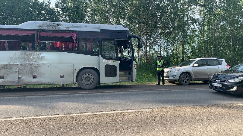 Второе ДТП с автобусом произошло за неделю в Свердловской области