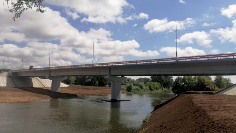 Мост через реку Салмыш на федеральной трассе Уфа – Оренбург отремонтировали 