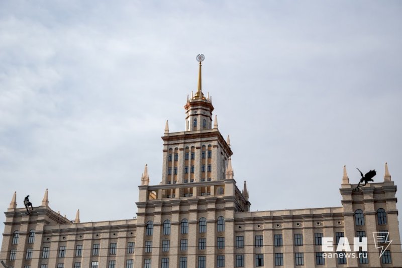 От 2,5 до 15 млн рублей заработали руководители челябинских вузов в 2021 году