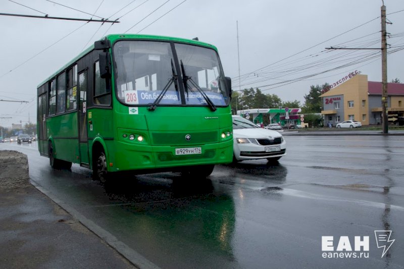 Два автобусных маршрута приостановили свою работу из-за нехватки водителей в Нижнем Тагиле 
