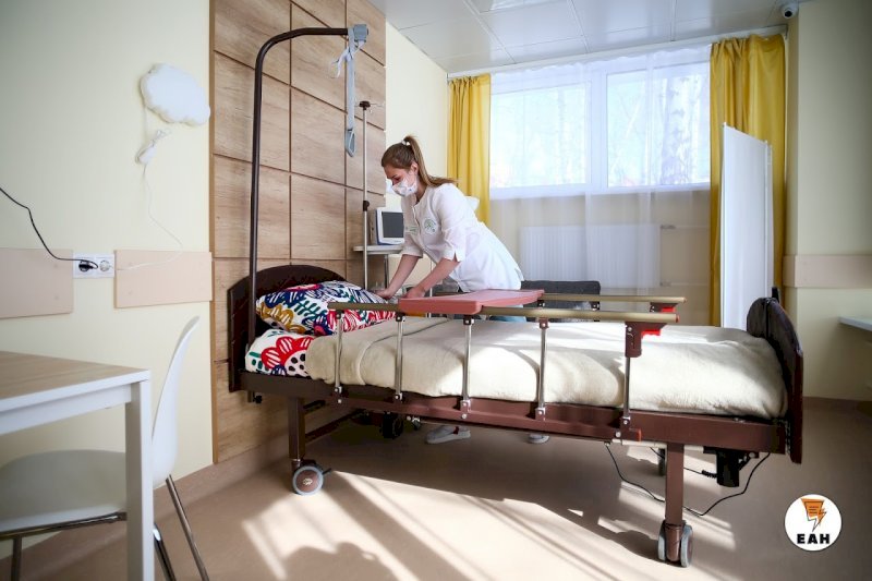 Бывшую гостиницу «Баку» в Оренбурге переделают под поликлинику 