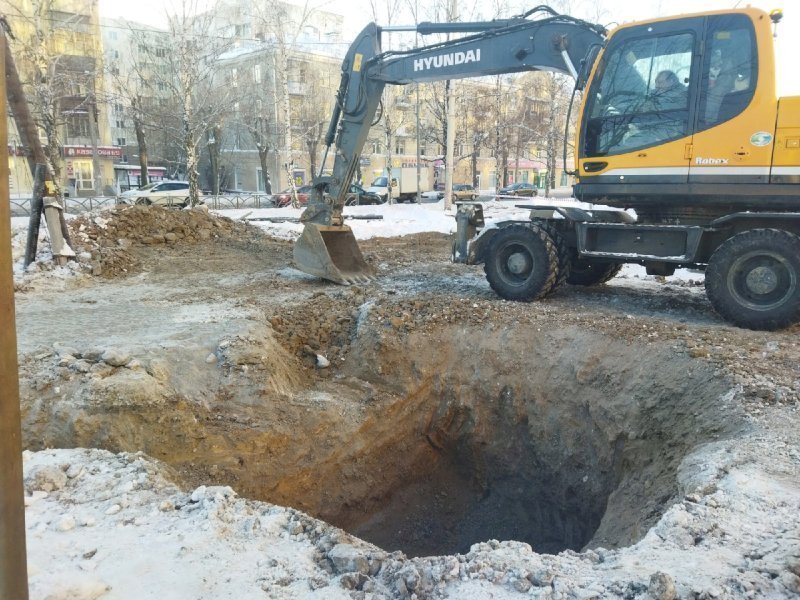 Незаконные автомойщики не смогли оспорить штраф за самовольную стройку на Блюхера в Екатеринбурге