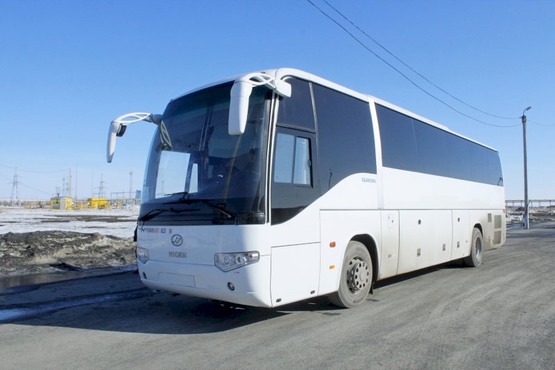 На работу с комфортом: для сотрудников «Башмеди» закупили современный автобус