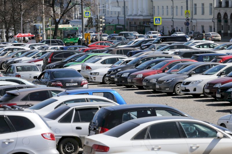 Автокредитование рухнуло, а продажи машин с пробегом выросли в Свердловской области
