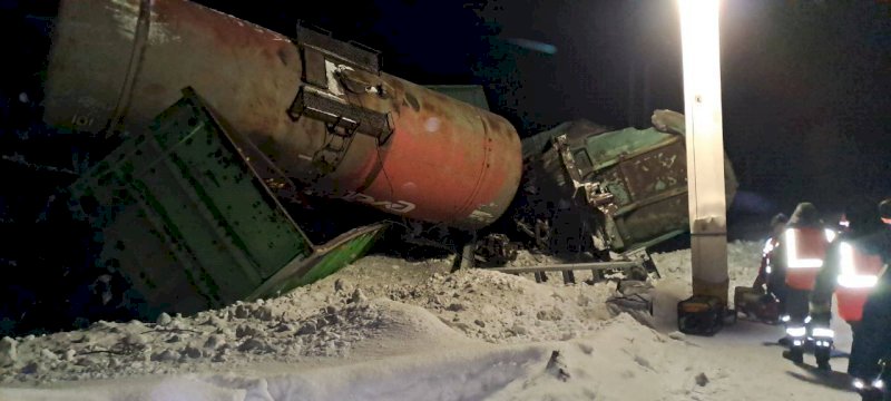 РЖД наказали за пьяного машиниста, разбившего поезда в Челябинской области