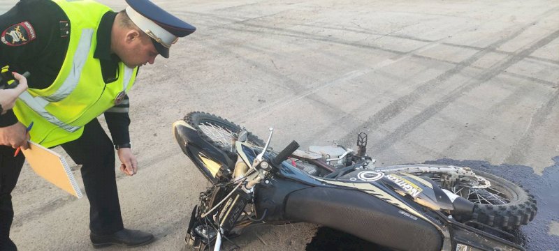 Стали известны подробности гибели 15-летнего байкера в Свердловской области