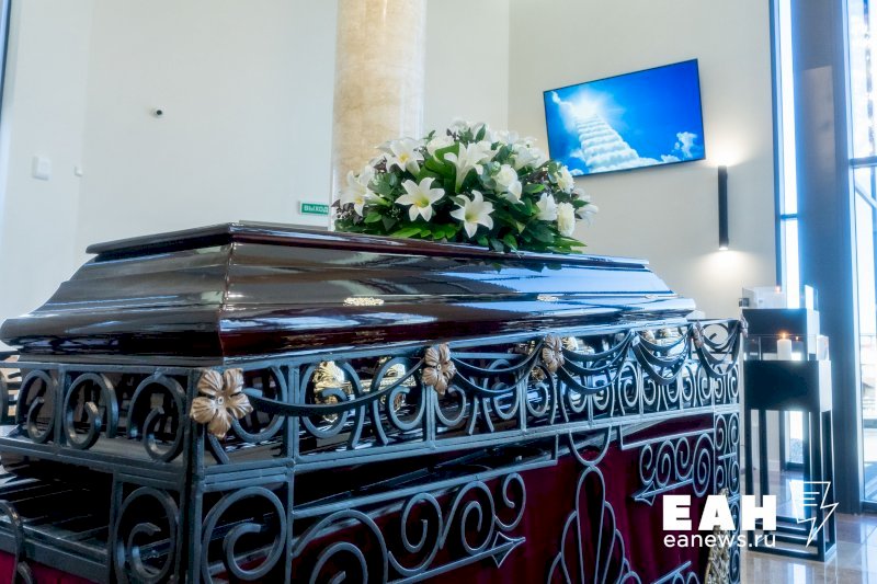 Похоронный передел: в Екатеринбурге разрешили открывать частные крематории