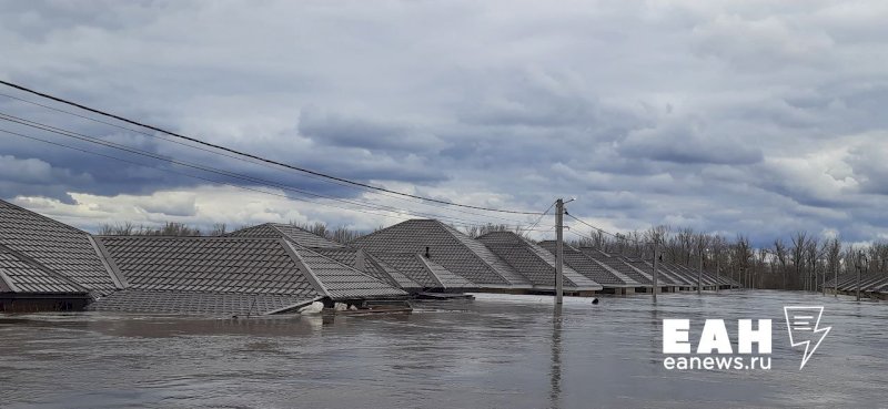 За сутки в Оренбургской области подтопило еще более 380 жилых домов 