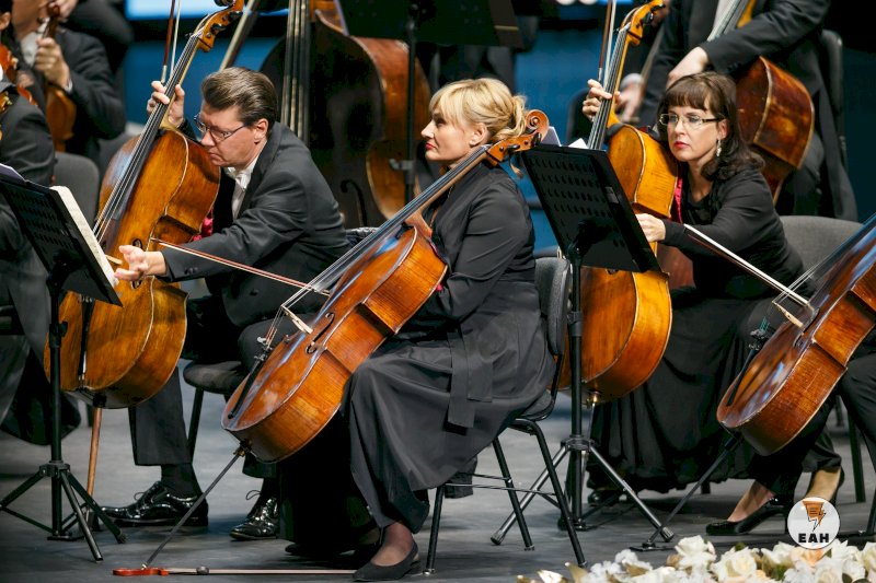Сводный оркестр Мариинского и Большого театров приедет в Екатеринбург на Пасхальный фестиваль 