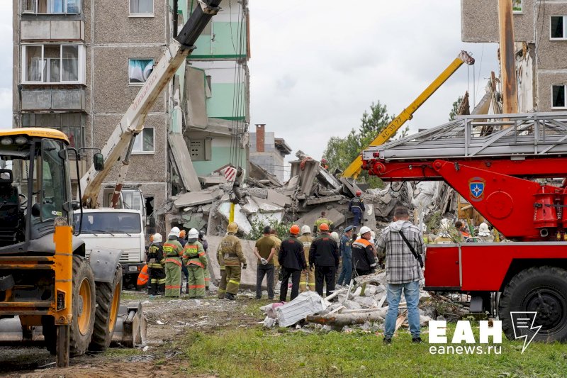 Жители обрушившегося дома в Нижнем Тагиле начали получать выплаты