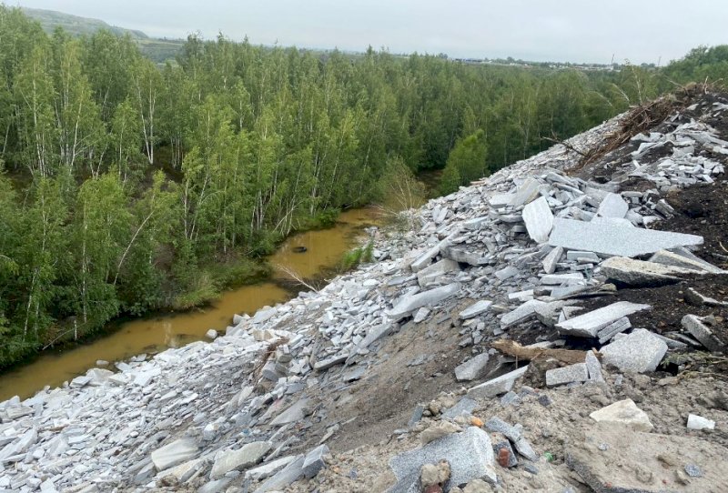 Свалка мрамора обнаружена в челябинском городе, который недавно затопило 