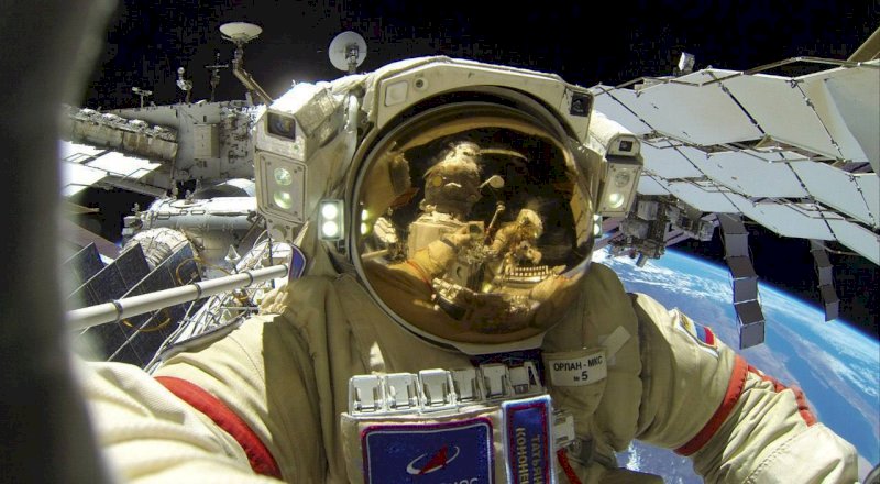Космонавт стал почетным гражданином Оренбургской области
