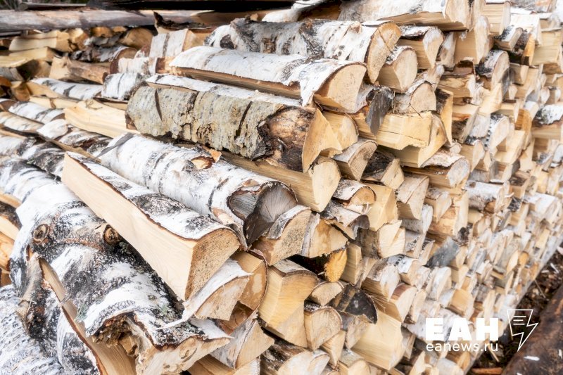 Стоимость дров резко выросла в Свердловской области