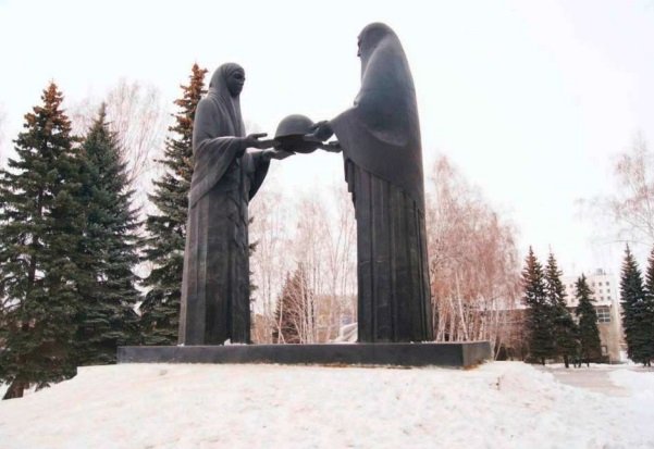 Памятник воинам, погибшим от ран во время ВОВ, в Челябинске отремонтируют до мая