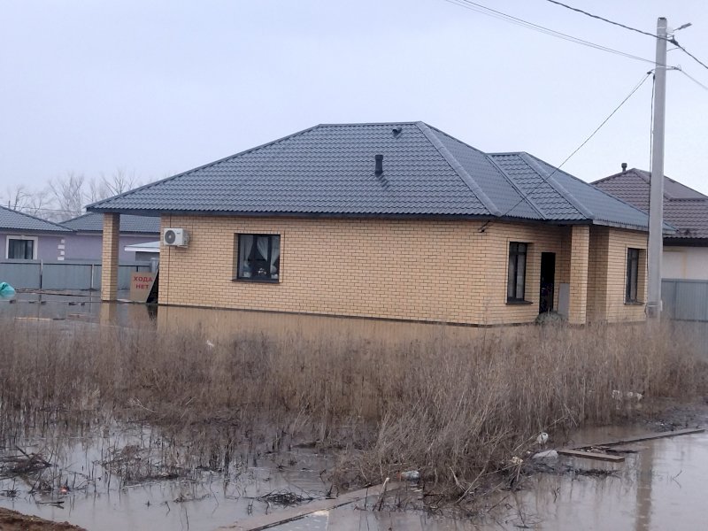 Сотни домов Оренбурга нуждаются в капремонте после паводка