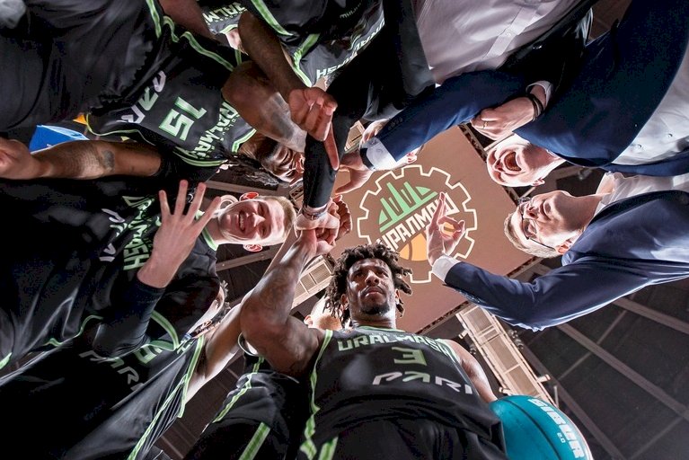 «Искренний баскетбол» помог «Уралмашу» успешно завершить дебютный сезон в Единой лиге ВТБ и стать ее украшением 