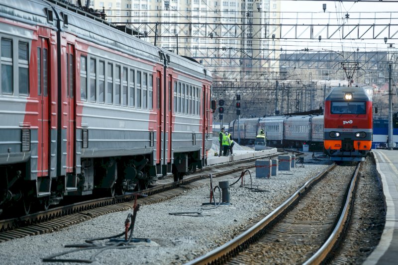 Неадекватного участника СВО сняли с поезда Челябинск-Москва
