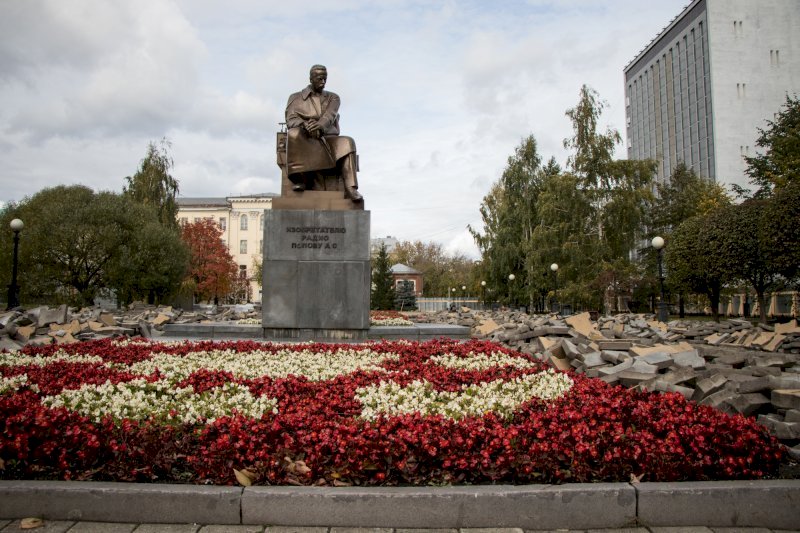 На замену плитки Высокинского в сквере Попова из бюджета Екатеринбурга потратят 20 млн рублей