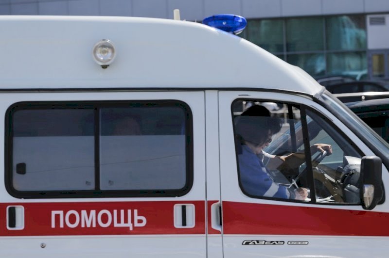  В Екатеринбурге ищут водителя, который скрылся с места аварии, где пострадали дети  