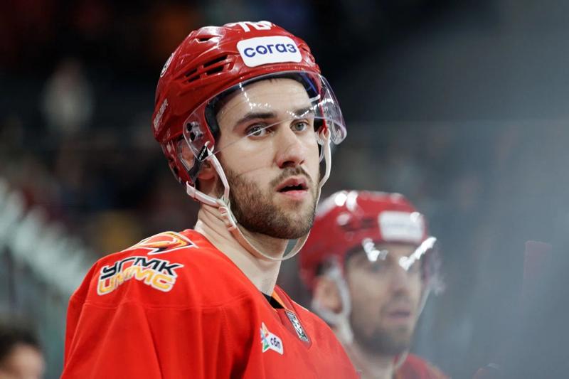 Форвард «Автомобилиста» Каштанов - о матче с «Динамо» и олимпийском выступлении Да Косты