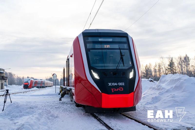 Электричка сломалась в пути в Свердловской области