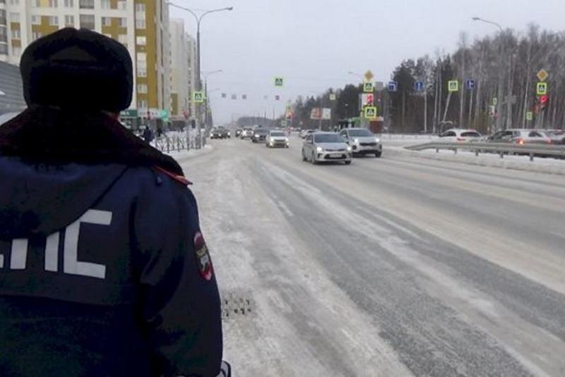 Полицейский насмерть сбил пожилую жительницу Екатеринбурга