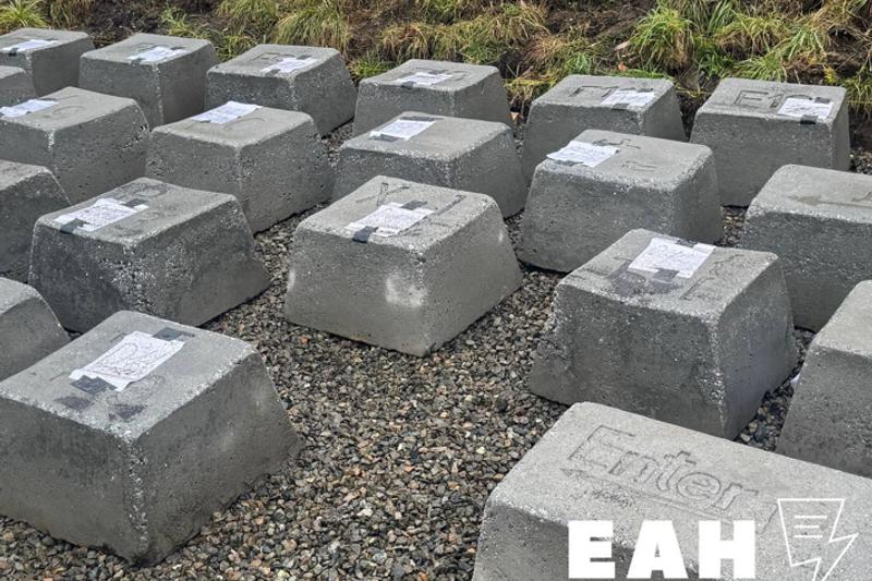 Дизайнер и блогер Артемий Лебедев разнес обновленный памятник клавиатуре в Екатеринбурге