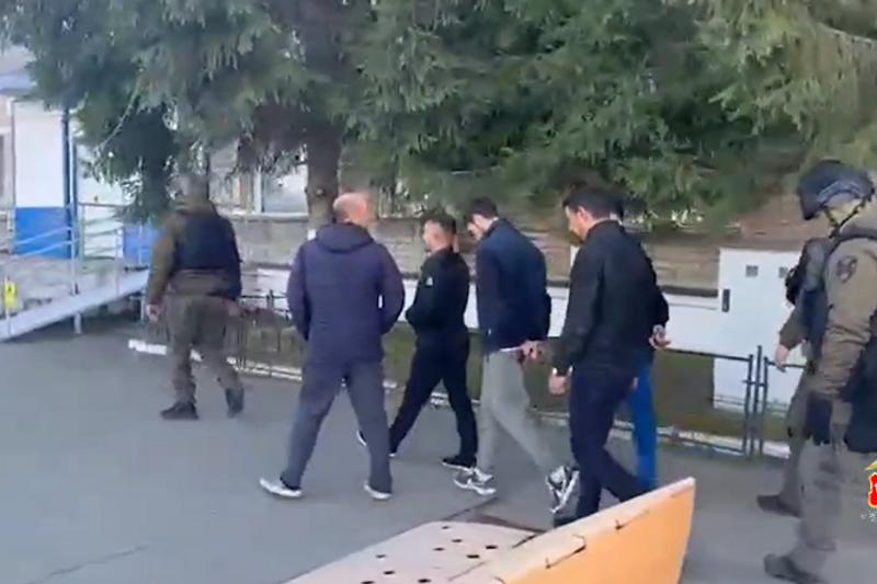 В челябинском Коркино полиция поймала группу экстремистов