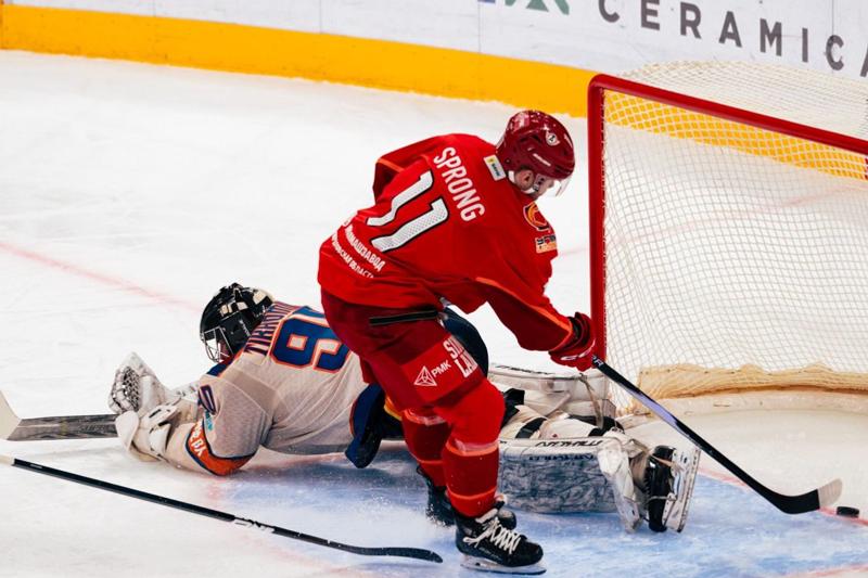 «Автомобилист» вышел в плей-офф благодаря победе над «Шанхайскими Драконами»