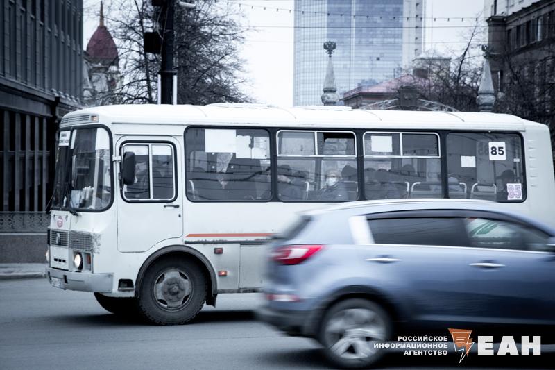 Автобус загорелся в Екатеринбурге