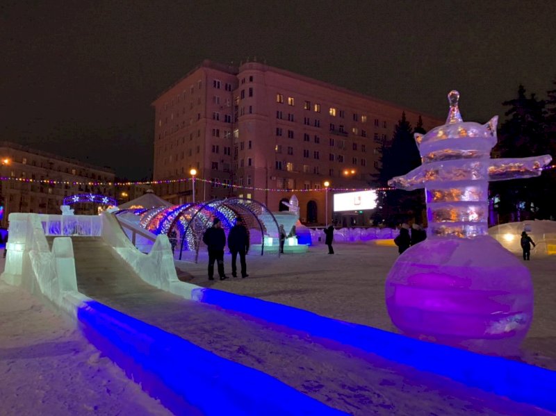 Ледовый городок в челябинске фото