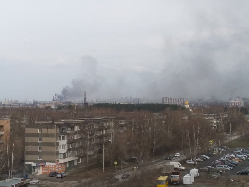 Пожар на уралмаше сегодня е1. Пожар в Екатеринбурге сегодня сейчас на Уралмаше. Пожар в Екатеринбурге сегодня на Уралмаше. Пожар Екатеринбург сейчас Уралмаш. Уралмаш Екатеринбург пожар 11.10.2022.