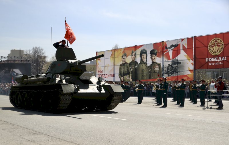 Парад в пышме. УГМК музей военной техники верхняя Пышма. Парад Победы в верхней Пышме. Музей военной техники в верхней Пышме парад. Парад в верхней Пышме 2024.