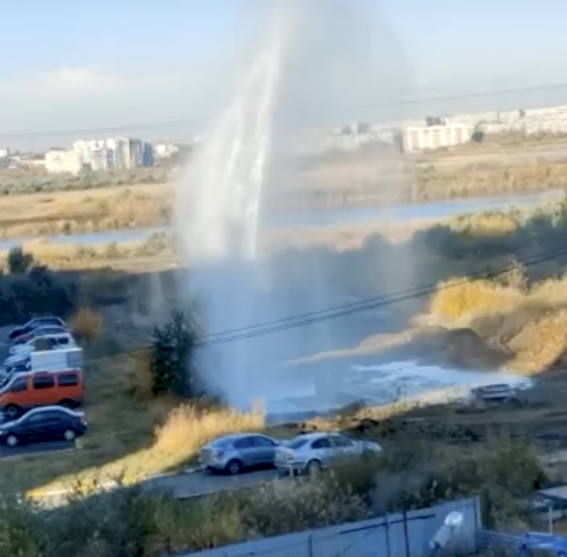 Почему нет воды челябинск. Пожар в Чурилово сегодня Челябинске. Аварии на коммунальных сетях. Чурилово Челябинск. Аварии на воде.