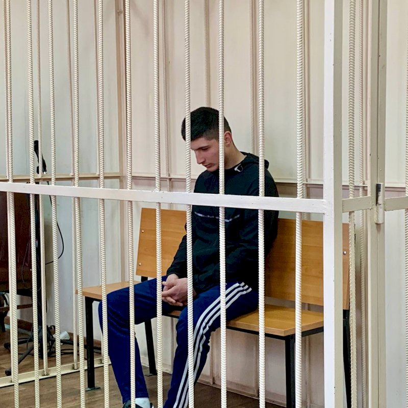 Таджики убили школьника. Суд арест. Мужчина в суде. Саид Азизов. Убийцы школьника в Челябинске.